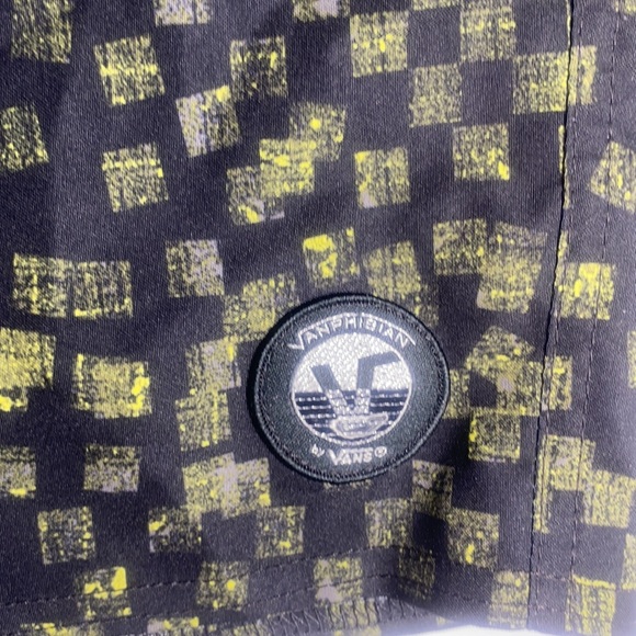 NWOT Men’s Vanphibian Board Shorts - Picture 4 of 12